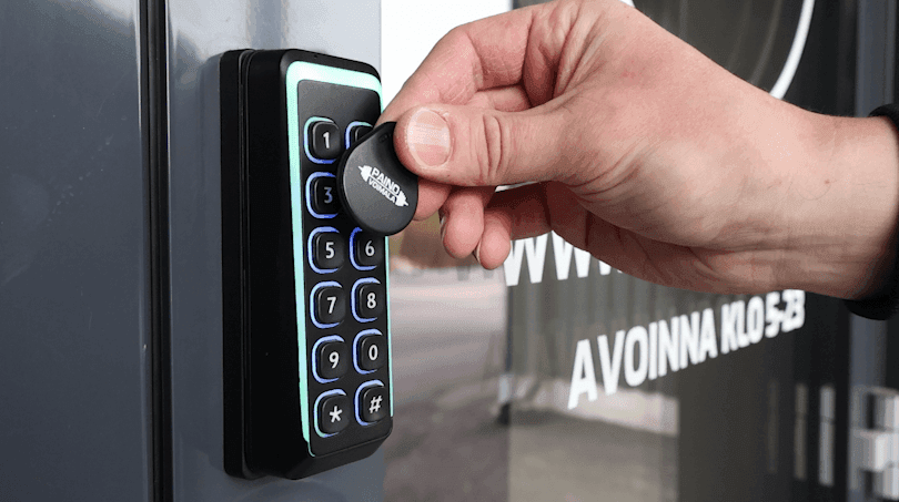 Kuntosalin kulunvalvonnan voi automatisoida pin-koodi-järjestelmän avulla.